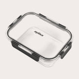 The Zyliss Glass Container features a clear rectangular design, transparent lid with four black locking clips for a secure seal, and the Zyliss logo printed on the lid—ideal for meal prep. #1.52L/1.61qt