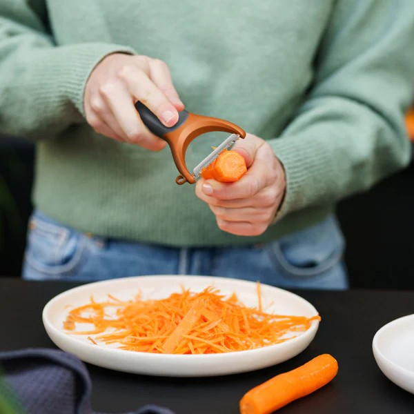 Julienne Y Peeler